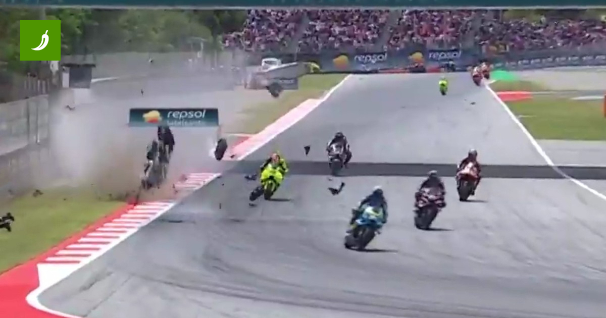 Катастрофална авария прекъсва Гран При Каталония в MotoGP