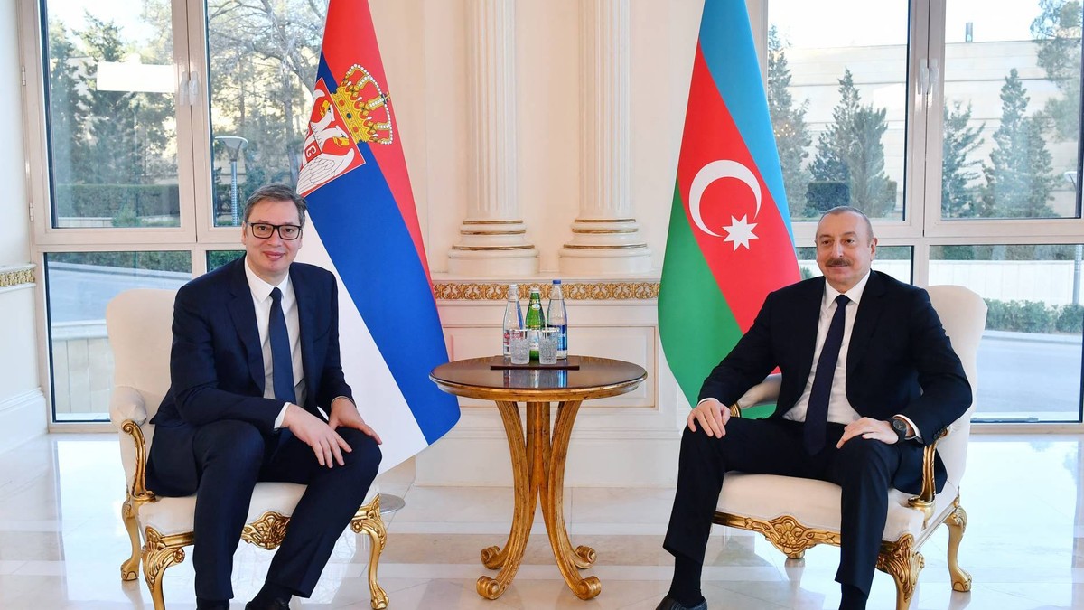 Президента на Сърбия Вучич срещна президента на Азербайджан в Баку