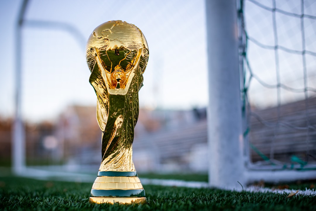 Световно първенство 2026: Балканските футболисти на прага на славата, докато натискът върху домакините нараства