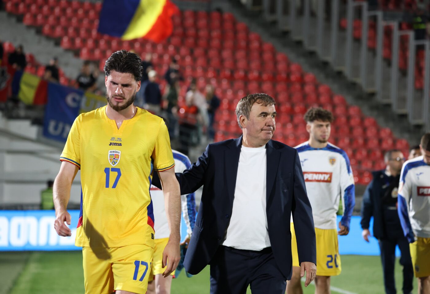 Бекали си тръгна, Хаги стои твърдо: Равен 1:1 на Румъния с Грузия
