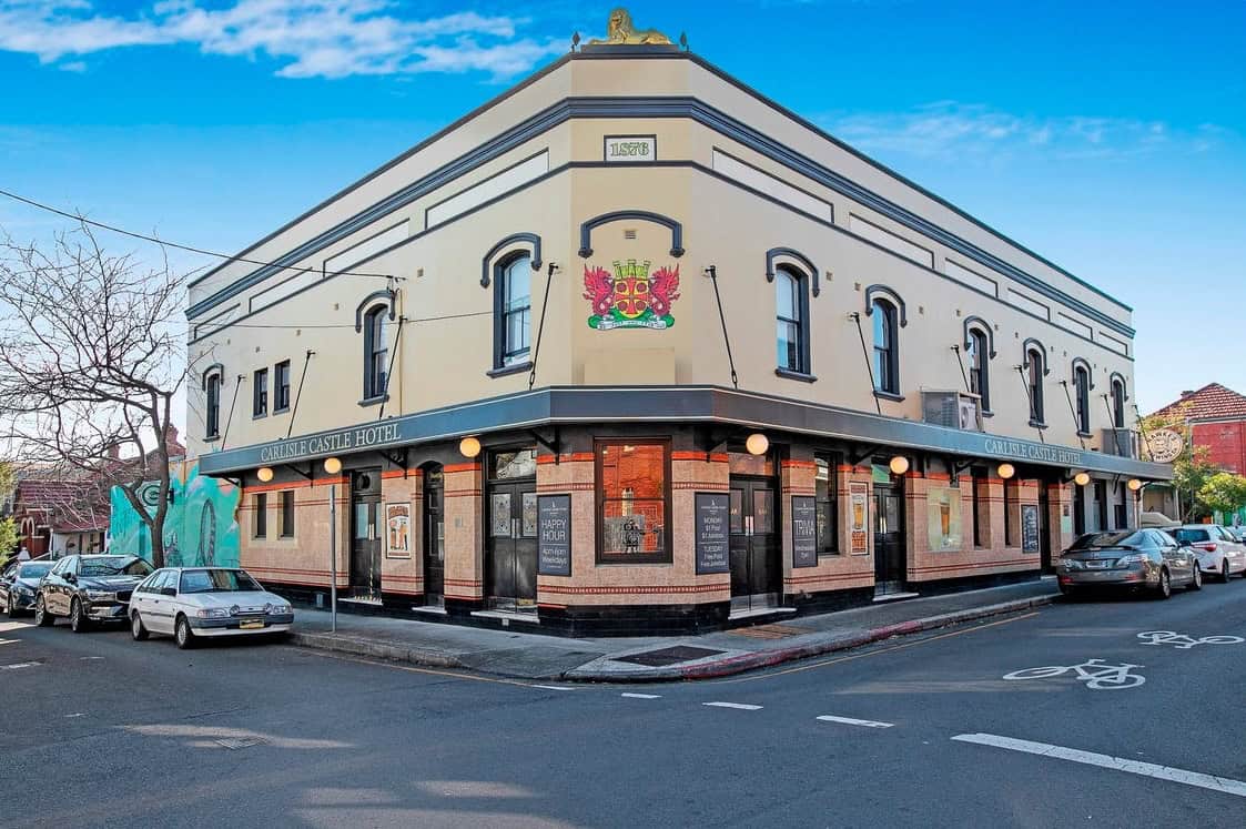 Фамилията Коспетас придобива Carlisle Castle Hotel в Newtown