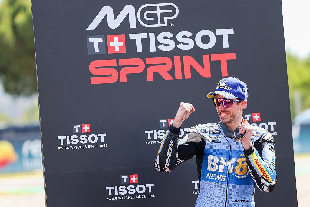 Алекс Маркес триумфира в най-оспорвания спринт в историята на MotoGP