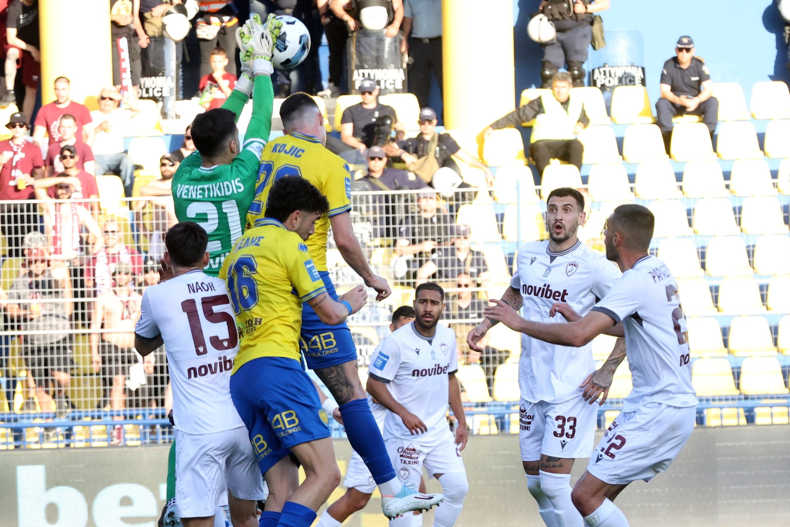 AEK Novibet и Панайтолики с равен резултат 1-1 в захващащ финал