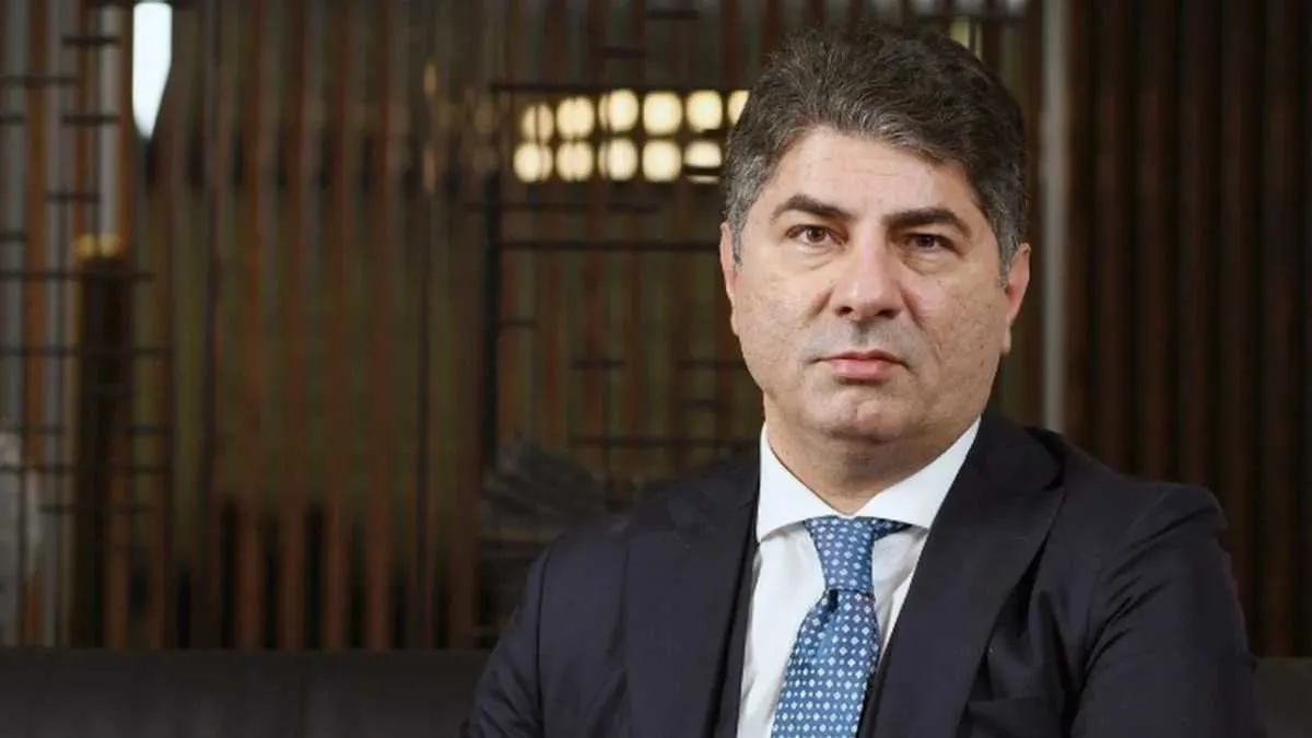 Хакан Сафи обеща да построи най-ценна и амбициозна колона на Фенербахче