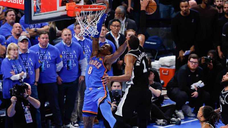 Виктор Вембанима започва впечатляващо в западното финало на NBA