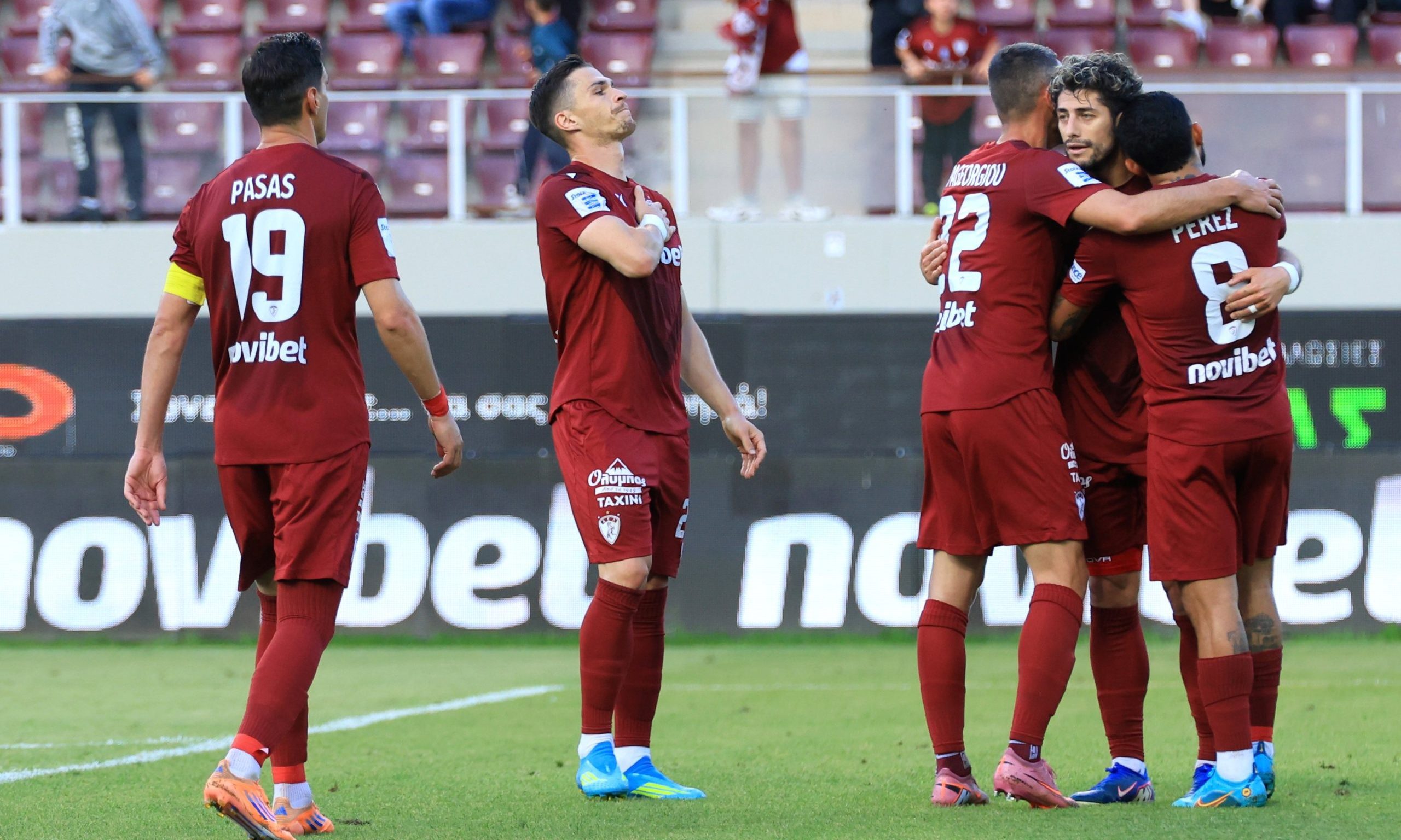 AEK Novibet – Атромитос 2-1: Крайна победа за ларицаите