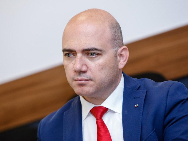 Министър Димитров с конкретни решения за повече туристи от Румъния, Германия и Полша