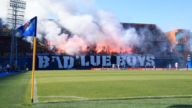 Видео: Bad Blue Boys продължават да подбуждат Torcida след дерби в Максимир