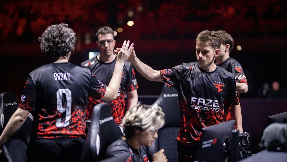 FaZe без karrigan до полуфинал след драма в Тексас, GamerLegion подгря от Astralis