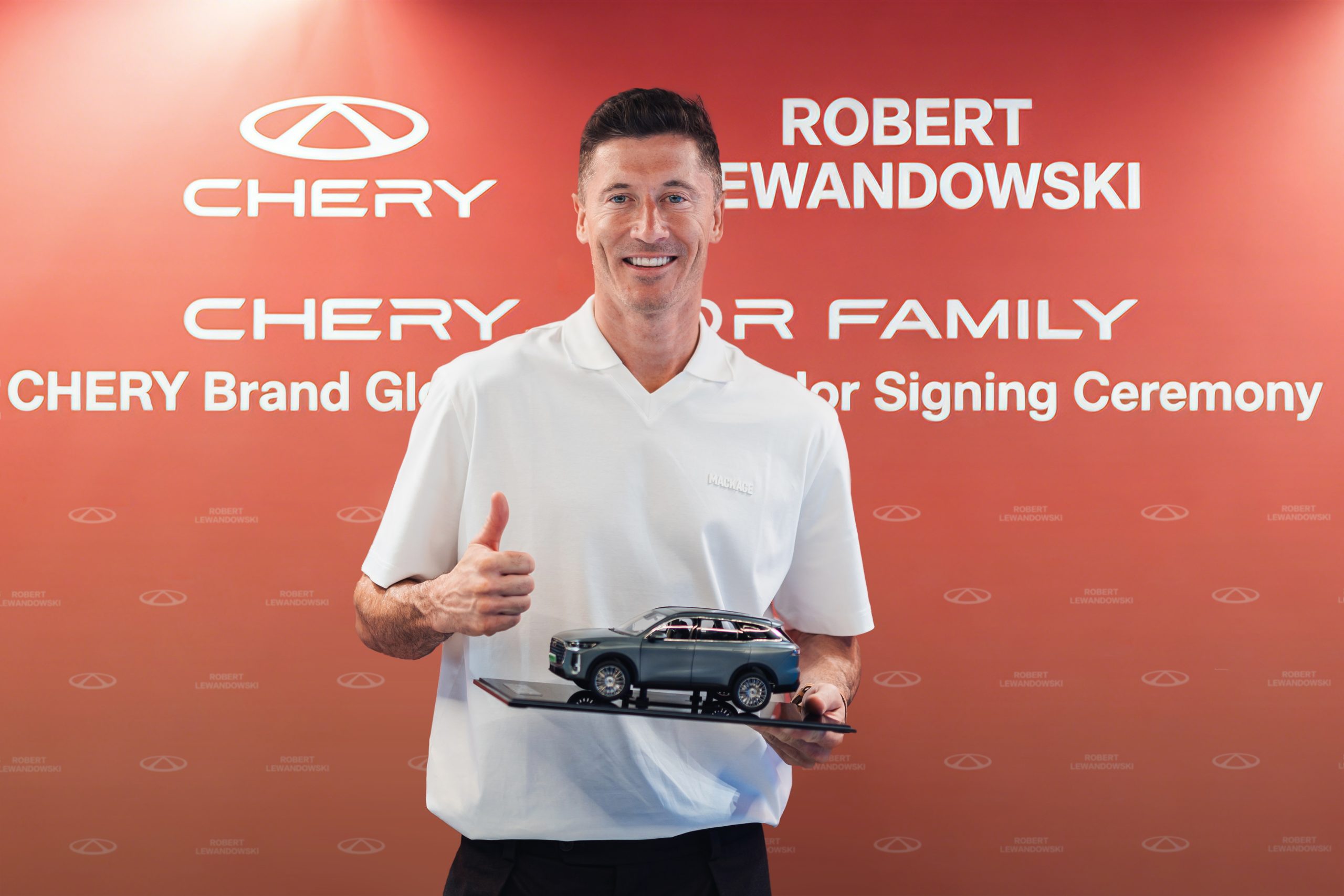 Роберт Левандовски стана глобален амбасадор на марката CHERY