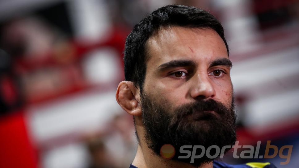 Беноа Сен Дени срещу Падриак Пимблет на UFC 329