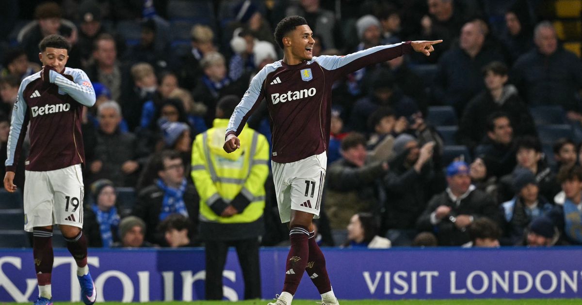 Aston Villa осигури място в Чампиона Лигата след възхищителна победа над Ливърпул