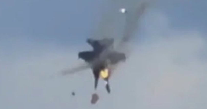 Два американски военни сървъра сблъскаха се във въздуха по време на авиашоу в Айдахо