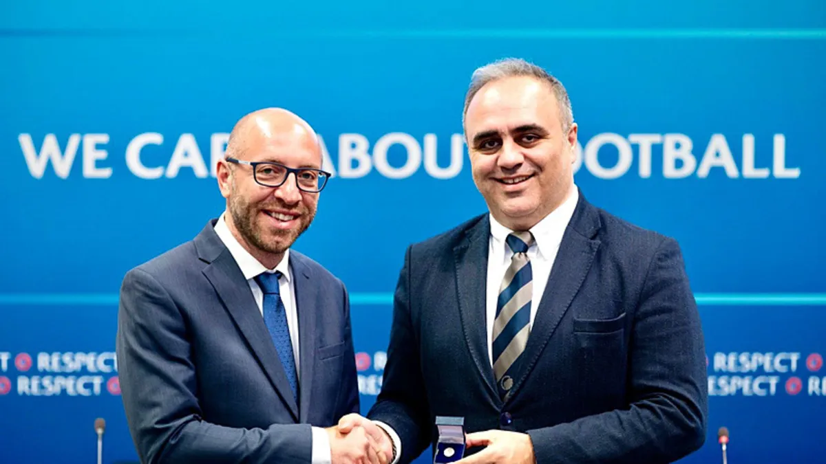 Акузюм учества на съвета на UEFA за младежи и любителски футбол