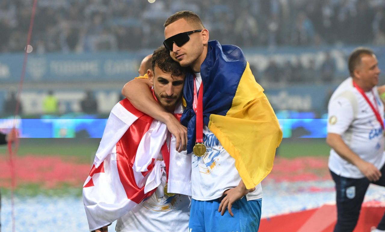 Звездата на Крайова готви бягство: "Не знам дали ще остана!"