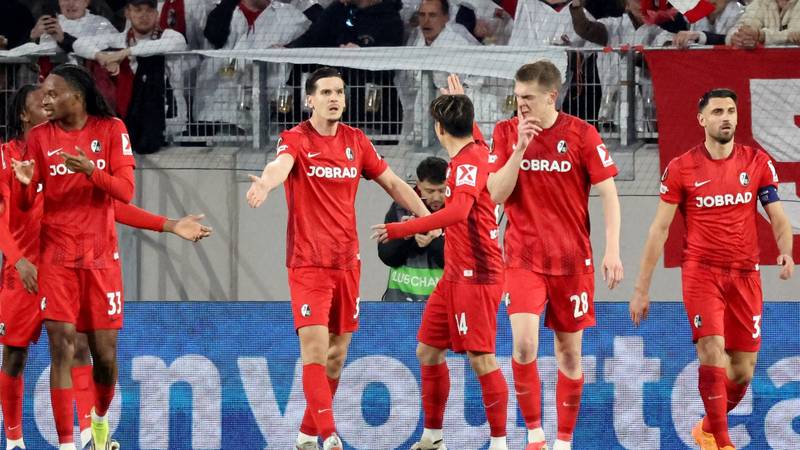 Freiburg vs Aston Villa: Къде да гледате Matanović в финала на Европа лига