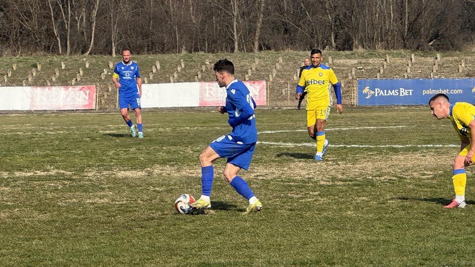 Спартак (Пловдив) Преобладава над Гигант