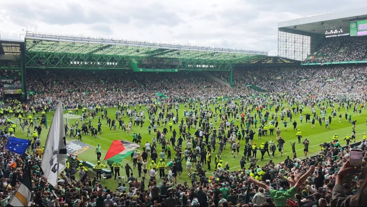Феновете, инвазията на полето, може да загубят титлата на Celtic