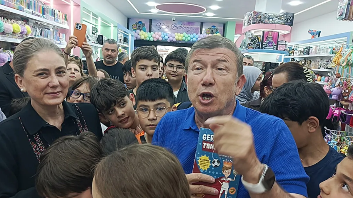 Танџу Колак критикува управлението на Галатасарай