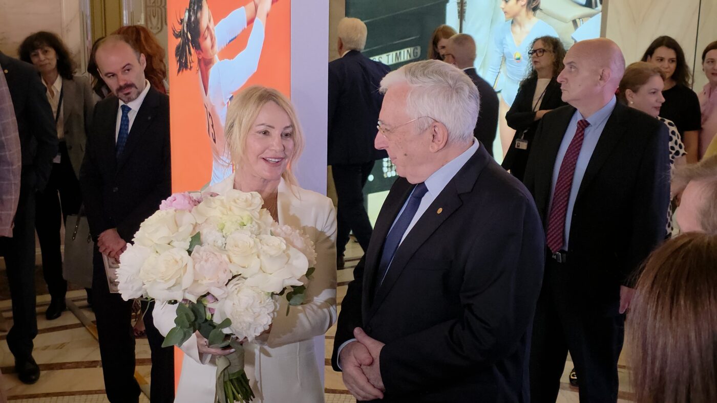 Надия Команечи почетена в БНР: Златни монети и речта на Исареску вземат преднината