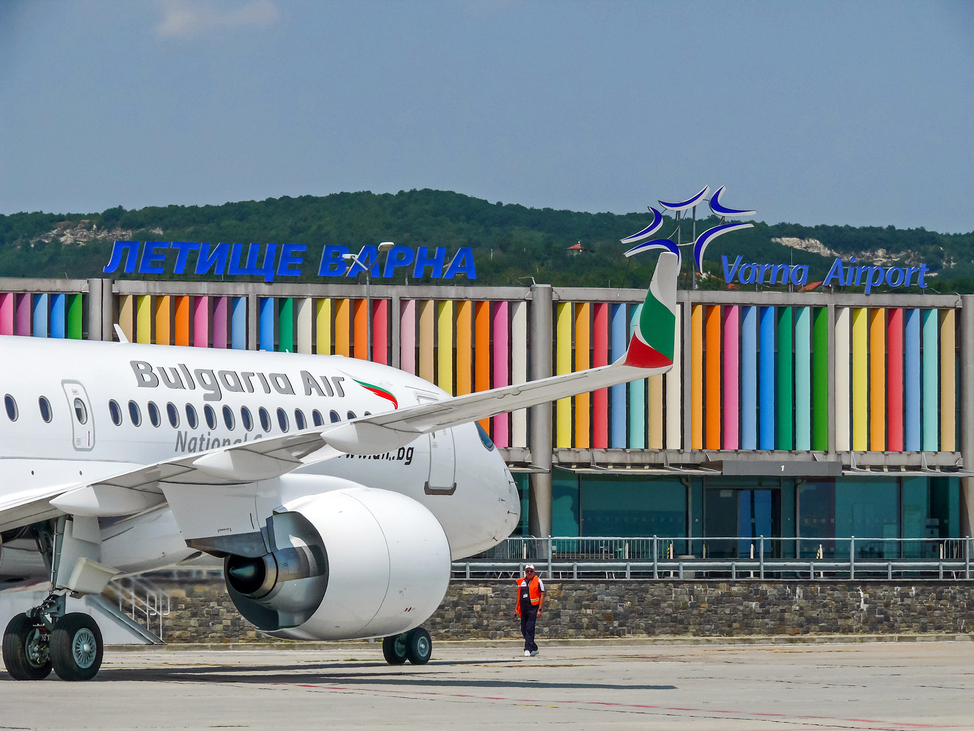 Варнен аéroport увеличава пассажирите с 15,8% в първия trimestър