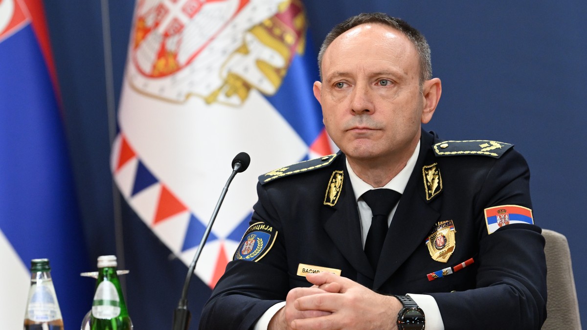 Сербската армия се присъедини към търсенето на тялото на Александър Нешовић