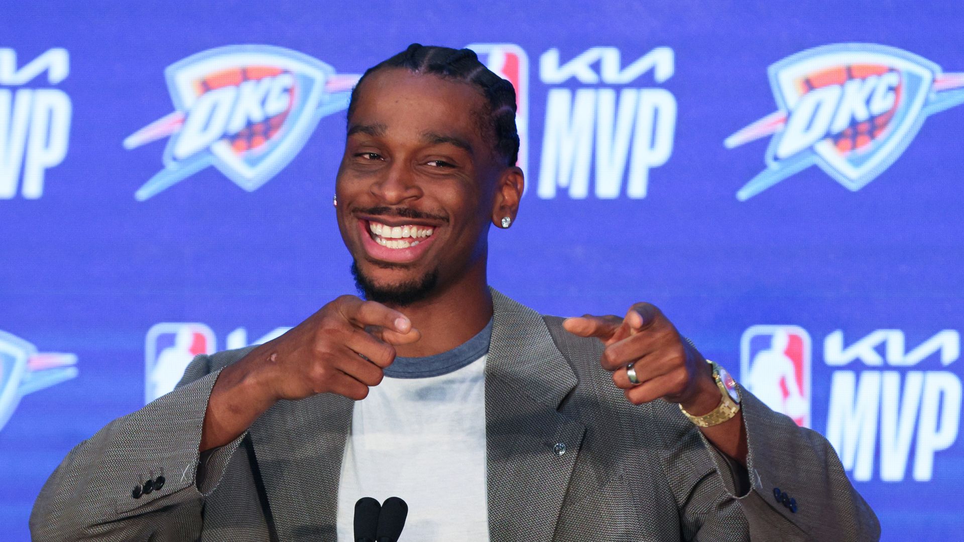Шеј Гилгејс-Александър печели втора последователна NBA MVP